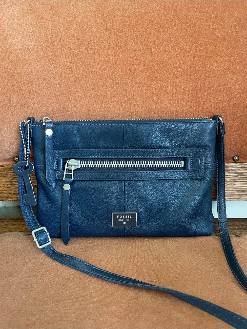 Fossil Leather Dawson Crossbody in. Dark Navy Blue Cowhide Leather w/ key charm